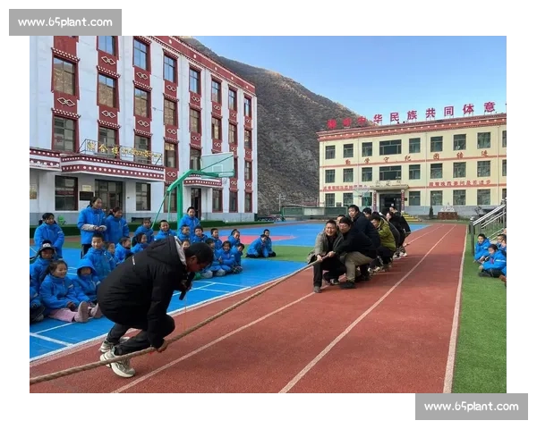 趣味拔河燃动赛场凝聚团队力量共享欢乐竞技时刻校园全民参与青春